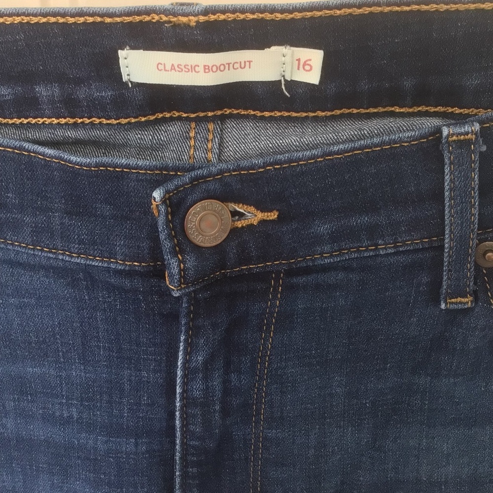 Levi’s Classic Bootcut Jeans Plus Size 16 Dark Wash Mid Rise, New